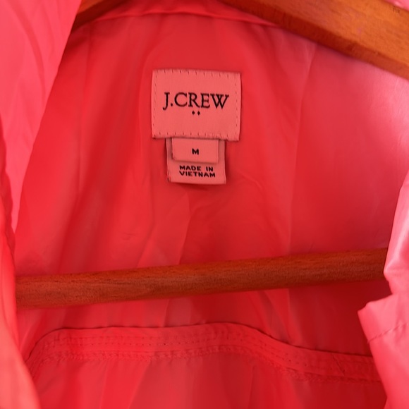 J Crew packable anorak with front packet & hood size medium in gorgeous pink. - Picture 3 of 9